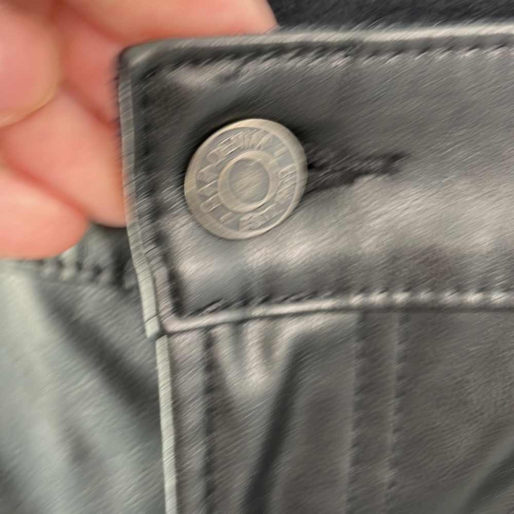 GAP - Faux Leather - Vintage Slim High Rise Pants - 30tall. Excellent condition - Picture 4 of 8